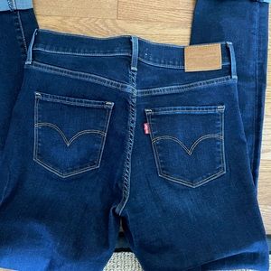 Levi's Women's Skinny Jeans - Dark Blue